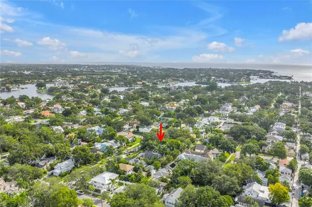 $969,000 | 256 19th Avenue Northeast, St. Petersburg, FL 33704