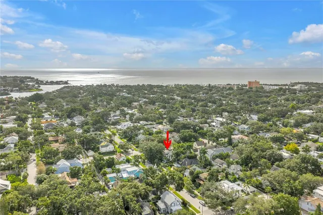 $969,000 | 256 19th Avenue Northeast, St. Petersburg, FL 33704
