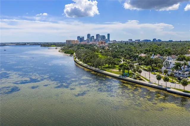 $969,000 | 256 19th Avenue Northeast, St. Petersburg, FL 33704