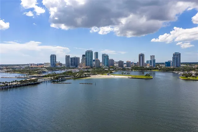 $969,000 | 256 19th Avenue Northeast, St. Petersburg, FL 33704