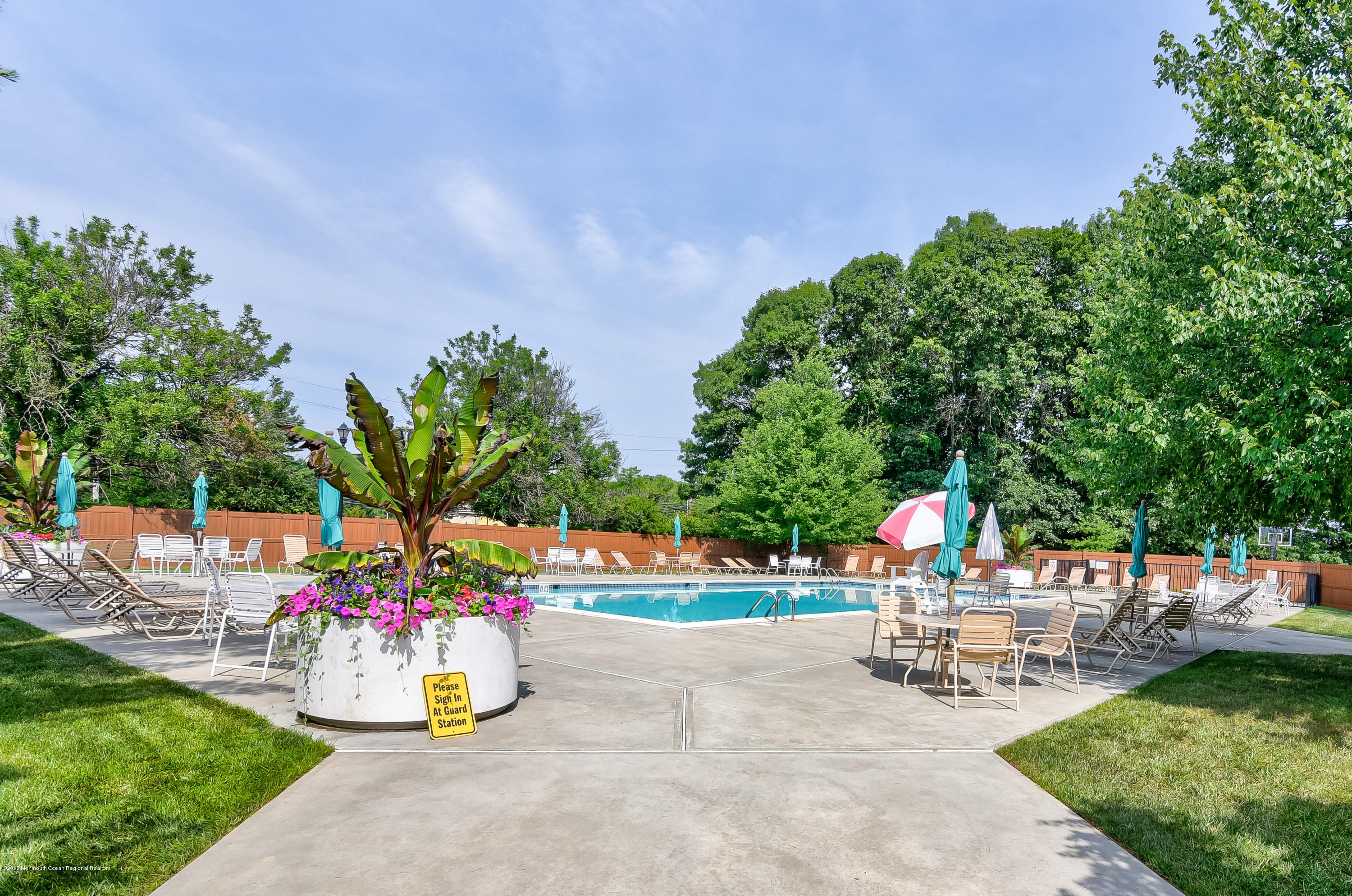 213 Haverford Court Matawan, NJ 07747 - Photo 21 of 22 Pool