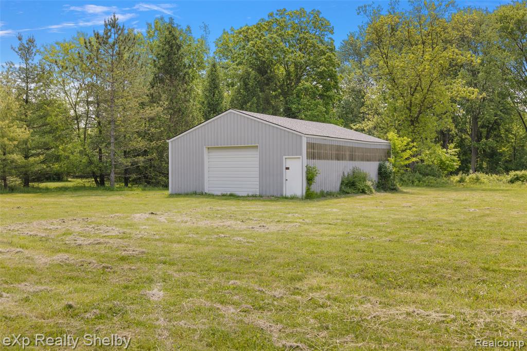 14721 Terry Road Allenton, MI 48002 - Photo 11 of 35