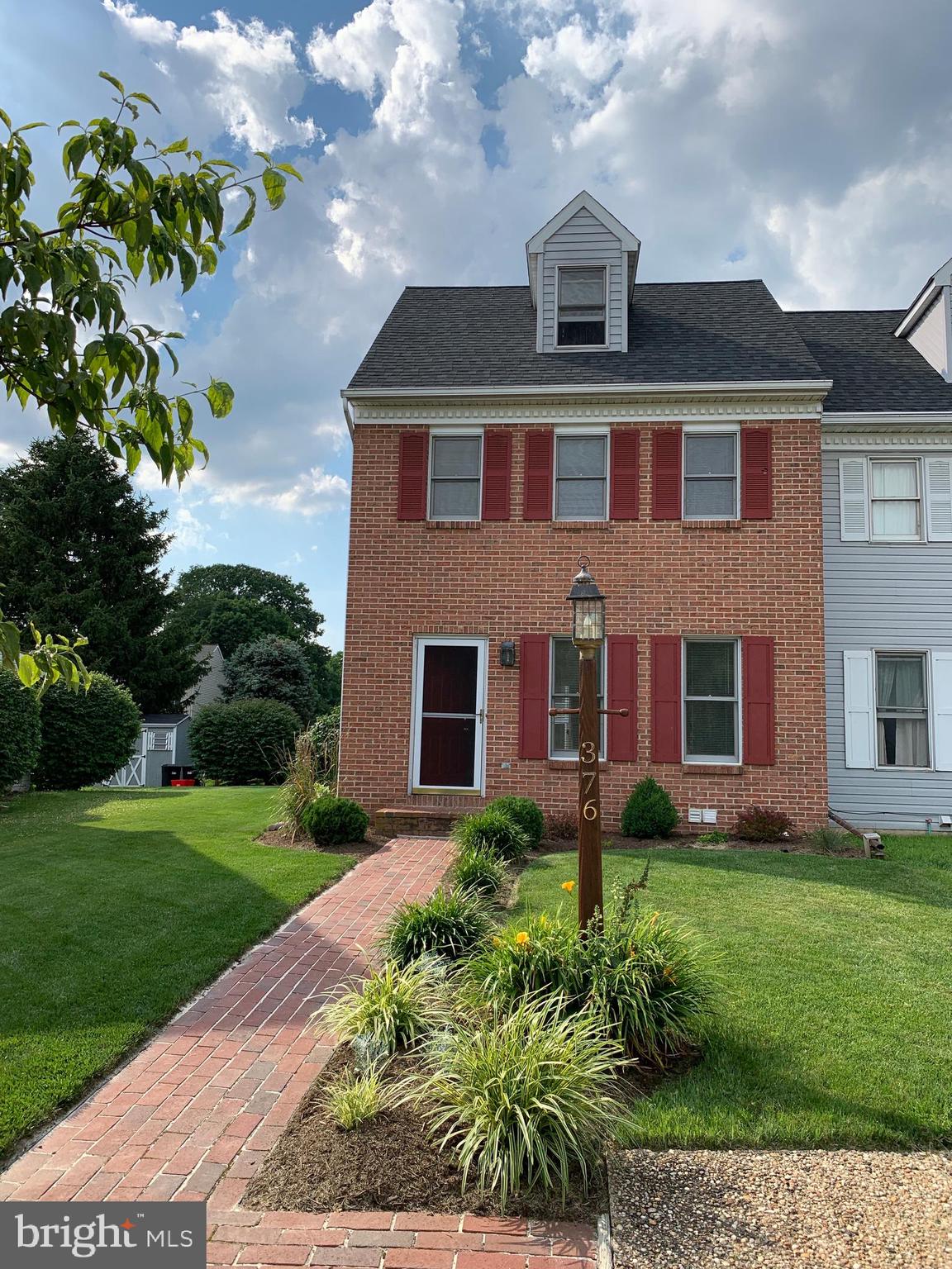 376 Cardinal Road Lititz, PA 17543 - Photo 1 of 1