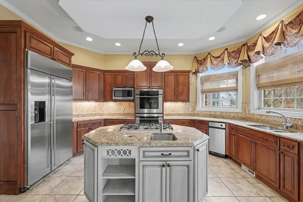 $950,000 | 2505 South Stone Creek Boulevard, Urbana, IL 61802