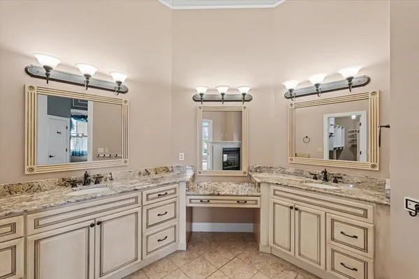 $950,000 | 2505 South Stone Creek Boulevard, Urbana, IL 61802