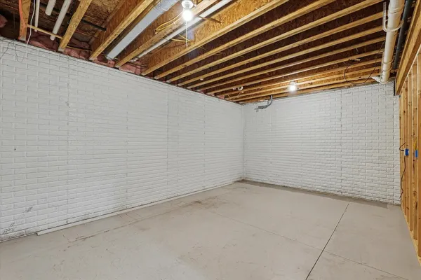 $950,000 | 2505 South Stone Creek Boulevard, Urbana, IL 61802