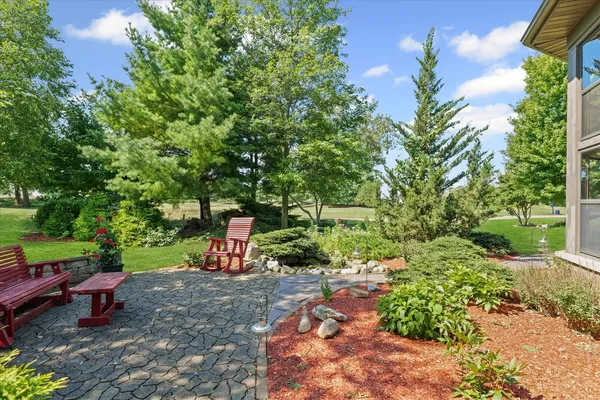 $950,000 | 2505 South Stone Creek Boulevard, Urbana, IL 61802