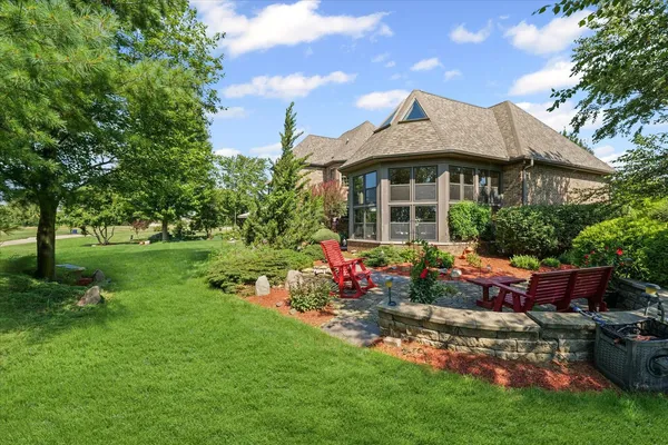 $950,000 | 2505 South Stone Creek Boulevard, Urbana, IL 61802