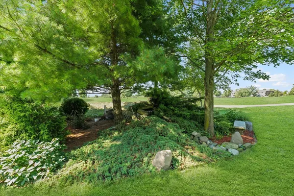 $950,000 | 2505 South Stone Creek Boulevard, Urbana, IL 61802