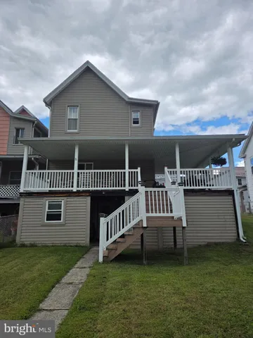 $255,000 | 416 West Market Street, Williamstown, PA 17098