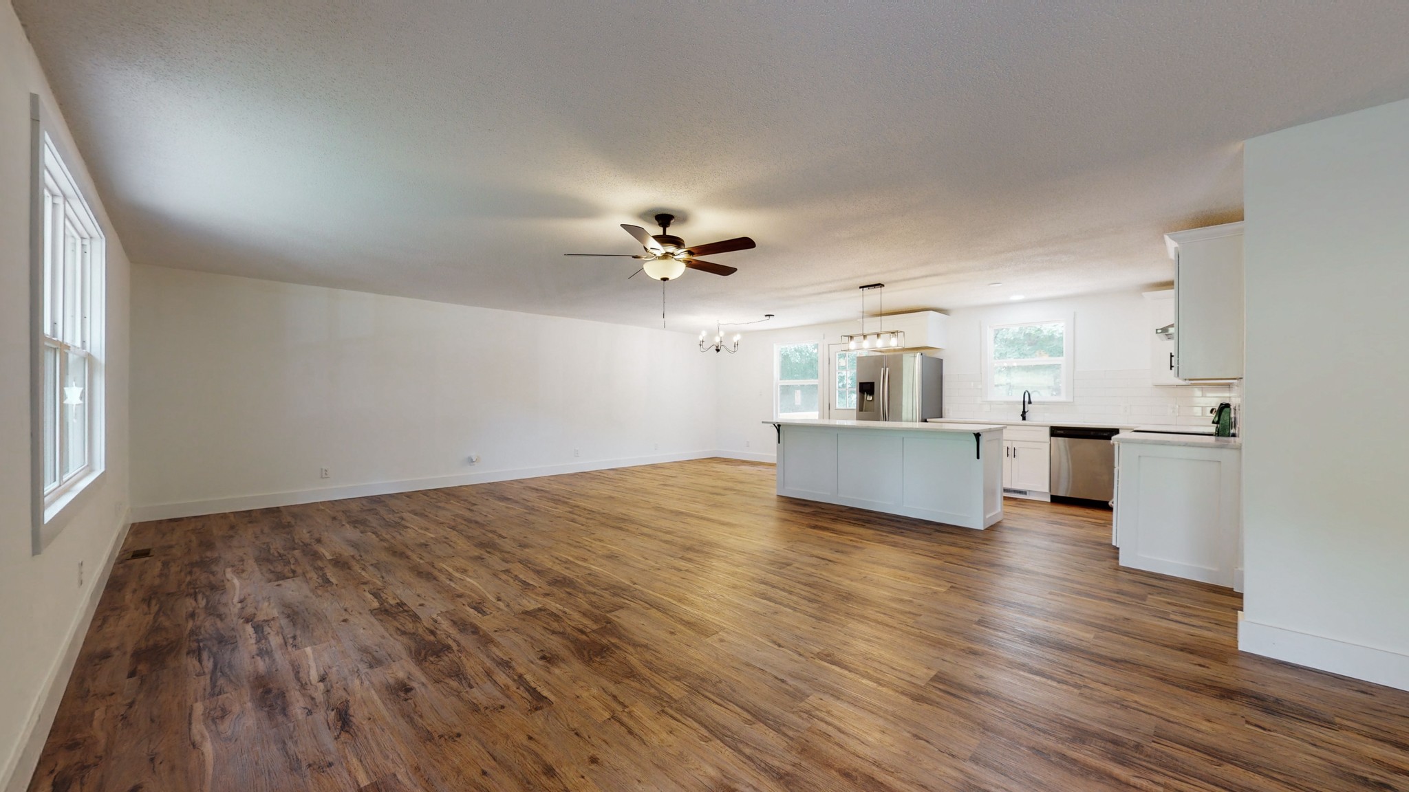1101 Britton Springs Road Clarksville, TN 37042 - Photo 4 of 22 Gallery Image 4