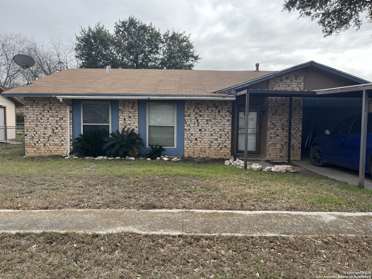 4202 Apple Tree Street San Antonio, TX 78222 - Photo 1 of 1 a front view of a house with garden