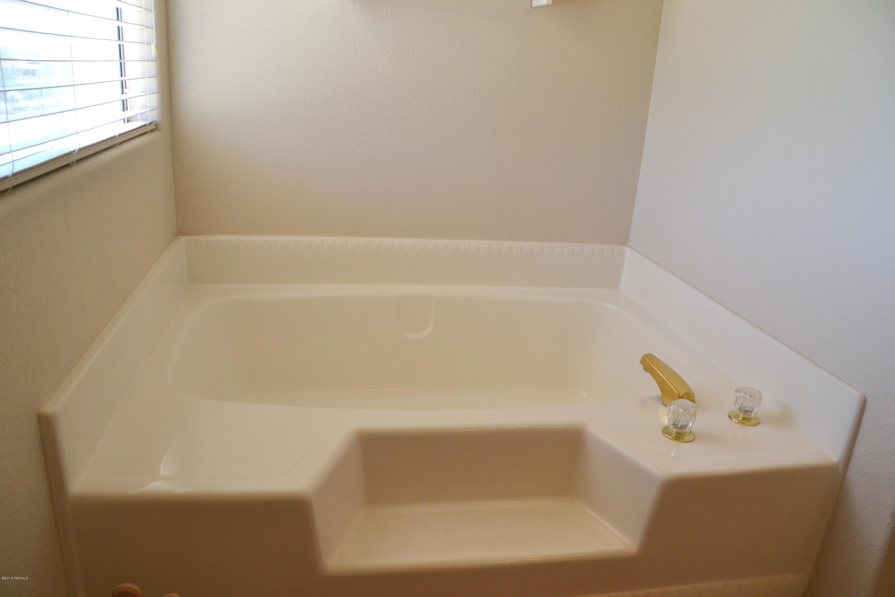 5301 West Rafter Cir Street Tucson, AZ 85713 - Photo 28 of 41 Gallery Image 28