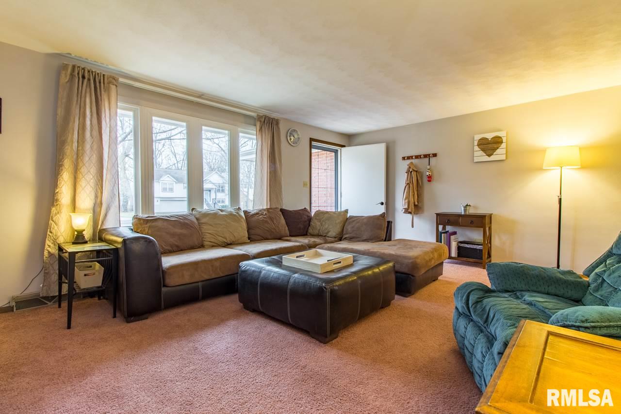 2222 North Lehman Road Peoria, IL 61604 - Photo 11 of 36