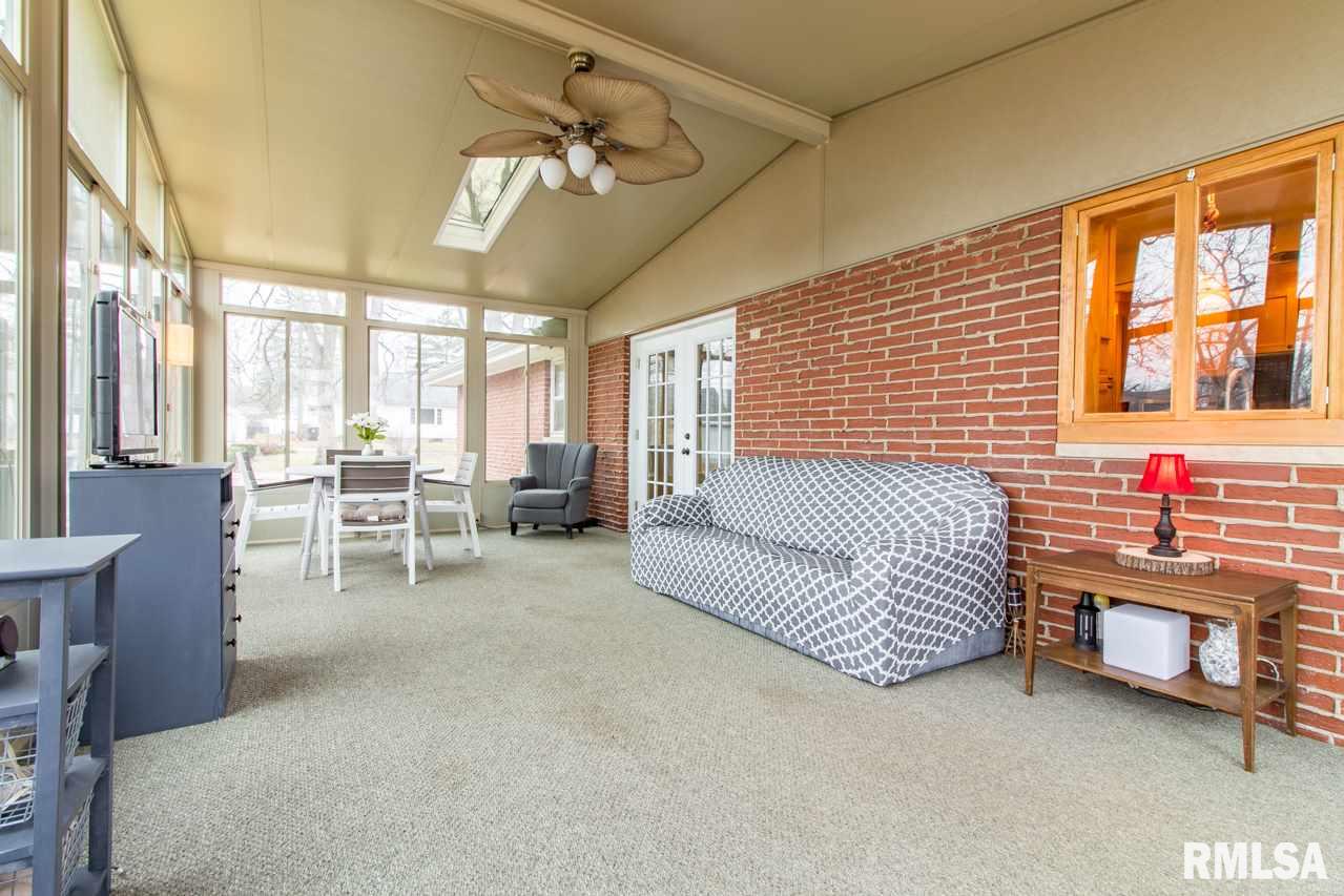 2222 North Lehman Road Peoria, IL 61604 - Photo 15 of 36