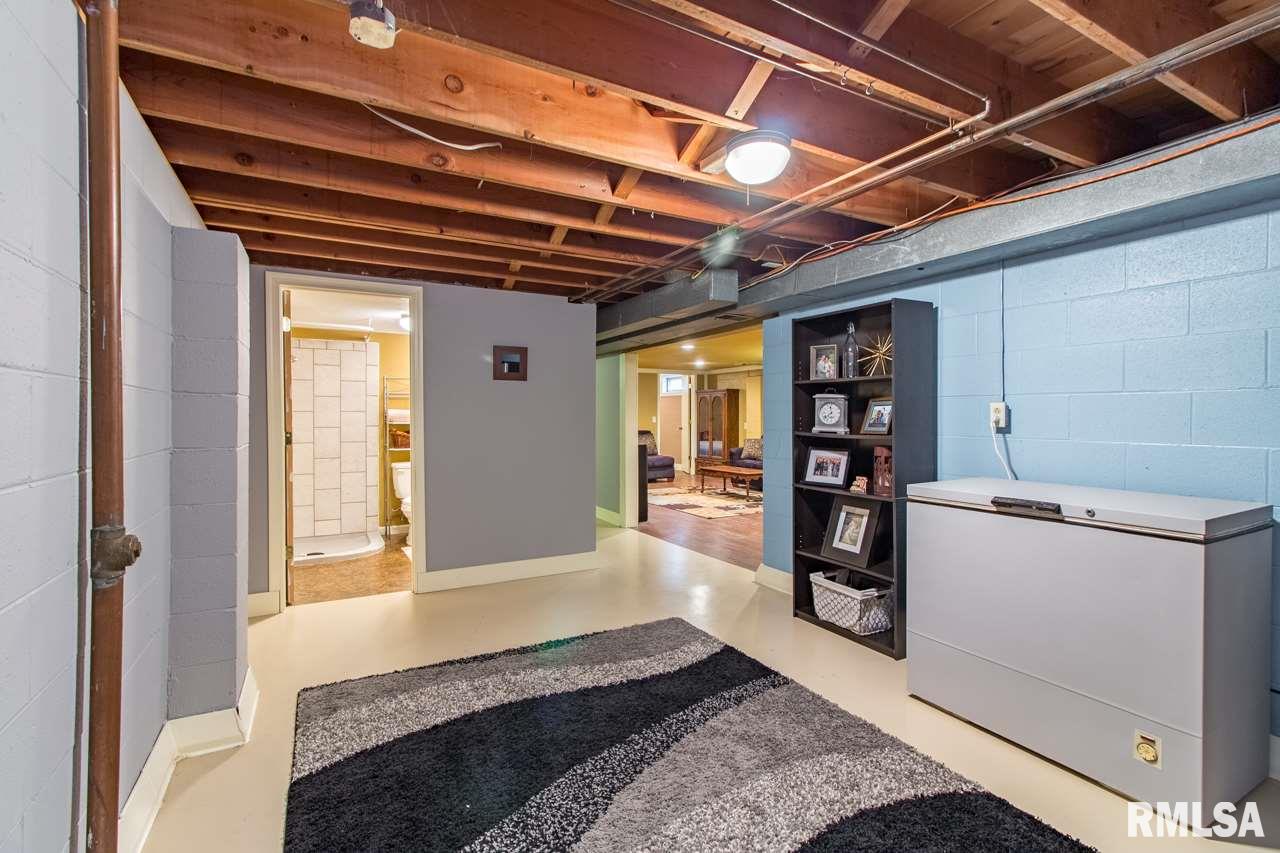 2222 North Lehman Road Peoria, IL 61604 - Photo 30 of 36