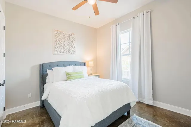 $4,000 | 202 Student Lane, Lafayette, LA 70508