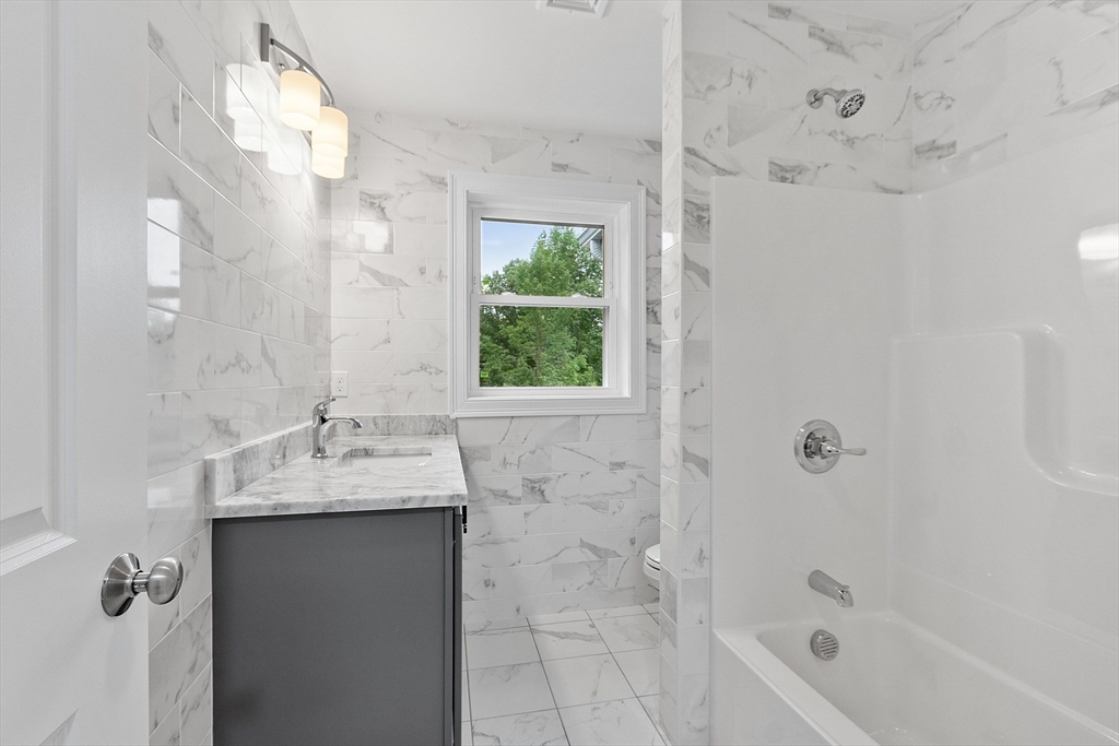 186 Justice Hill Road, Unit OAKMONT Sterling, MA 01564 - Photo 32 of 34