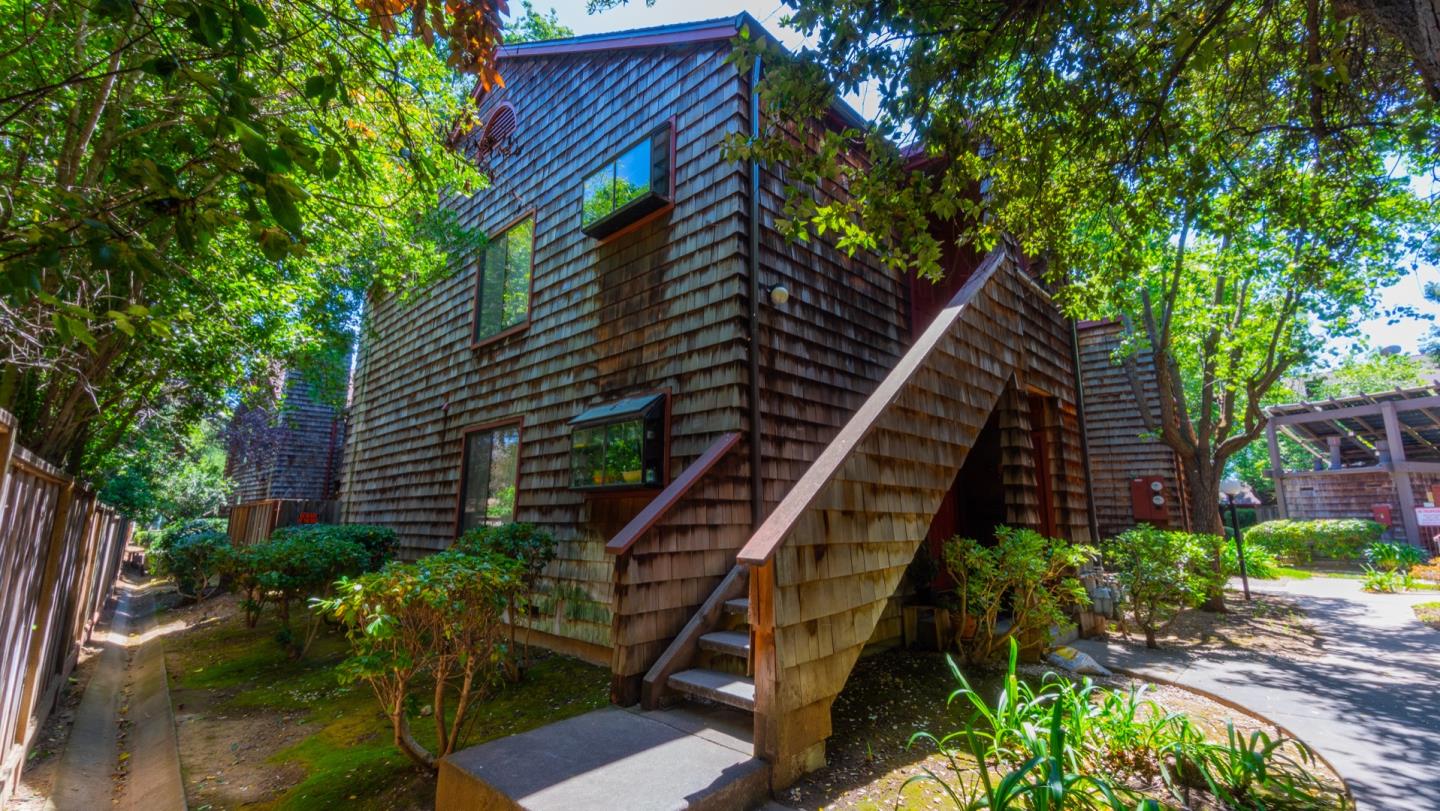 1555 Hecker Pass Road, Unit E202 Gilroy, CA 95020 - Photo 1 of 15 Gallery Image 1