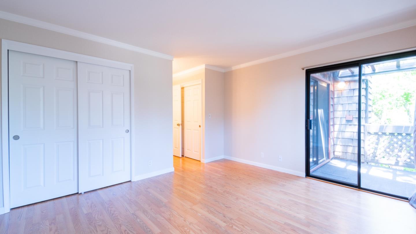 1555 Hecker Pass Road, Unit E202 Gilroy, CA 95020 - Photo 11 of 15 Gallery Image 11