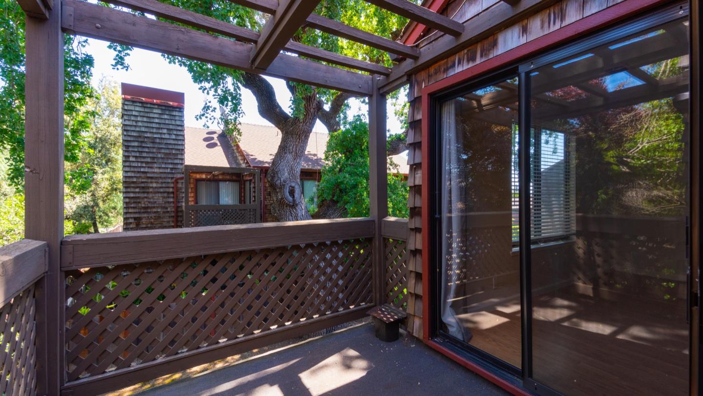 1555 Hecker Pass Road, Unit E202 Gilroy, CA 95020 - Photo 12 of 15 Gallery Image 12