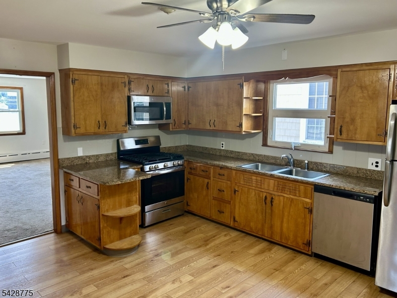 650 Main Street Little Falls, NJ 07424 - Photo 5 of 17 Gallery Image 5