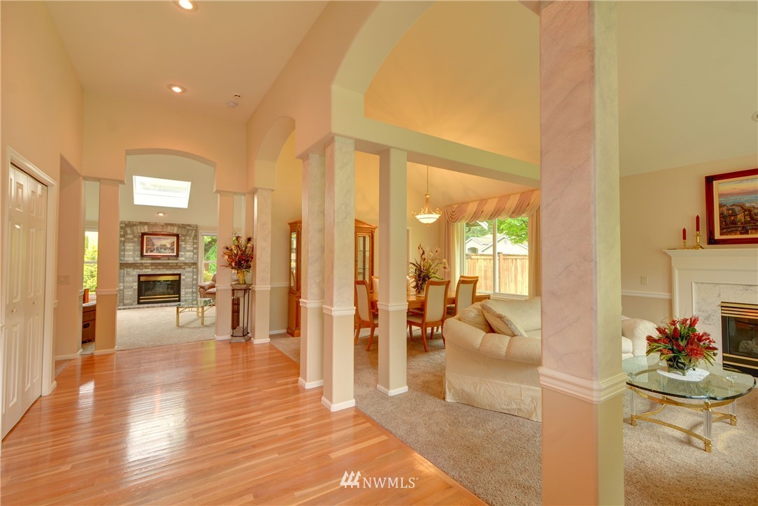 8 192nd Street Southwest Bothell, WA 98012 - Photo 4 of 29
