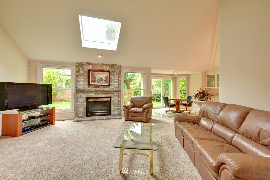 8 192nd Street Southwest Bothell, WA 98012 - Photo 9 of 29