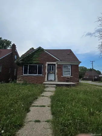 $1,450 | 15717 Bringard Drive, Detroit, MI 48205