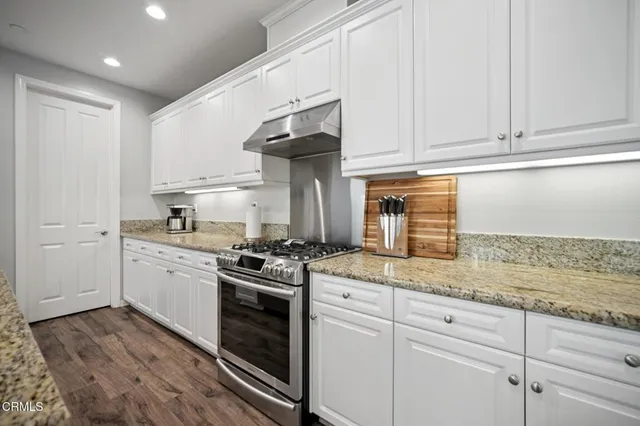 $780,000 | 3223 Lisbon Lane, Oxnard, CA 93036