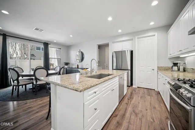 $780,000 | 3223 Lisbon Lane, Oxnard, CA 93036