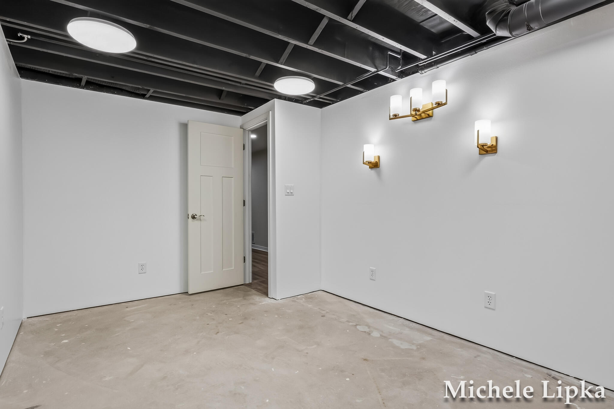 2567 Shettler Road Muskegon, MI 49444 - Photo 28 of 38 LL Bonus Room