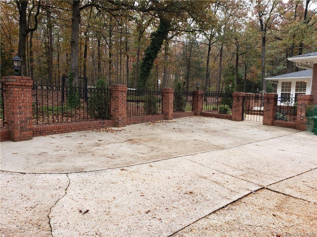 16705 Silver Road Oakboro, NC 28129 - Photo 7 of 37 Gallery Image 7