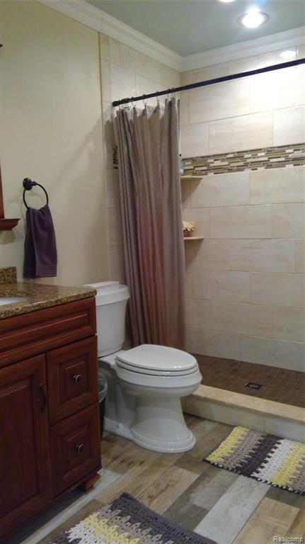 1297 Lamplighter Lane Rochester Hills, MI 48306 - Photo 22 of 32