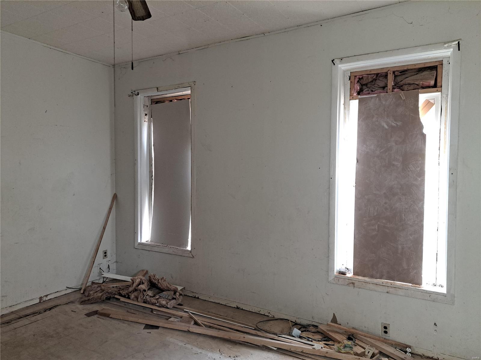 719 East 6th Street Alton, IL 62002 - Photo 5 of 19