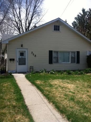 929 Lewis Street DeKalb, IL 60115 - Photo 3 of 19