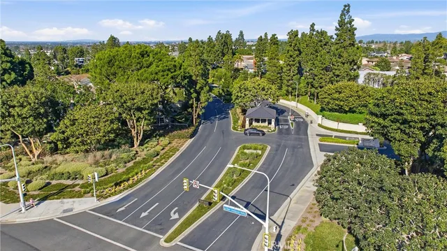 $3,125,000 | 3 Rue Cannes, Newport Beach, CA 92660