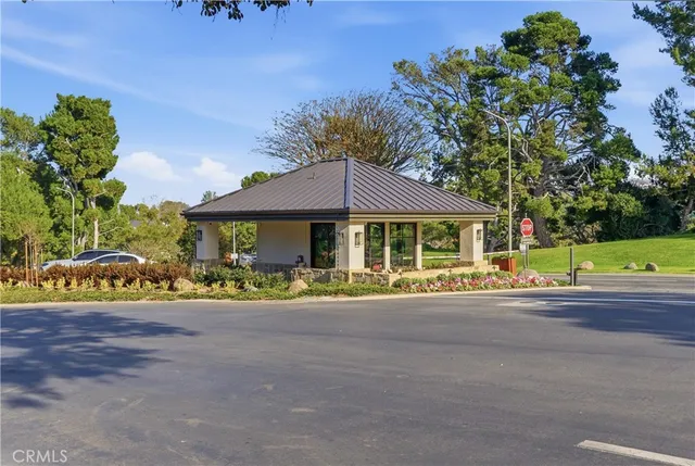 $3,125,000 | 3 Rue Cannes, Newport Beach, CA 92660