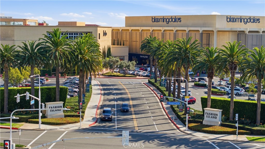 3 Rue Cannes Newport Beach, CA 92660 - Photo 40 of 46 Enjoy easy access to Fashion Island, Newport Beach’s premier open-air luxury shopping destination.