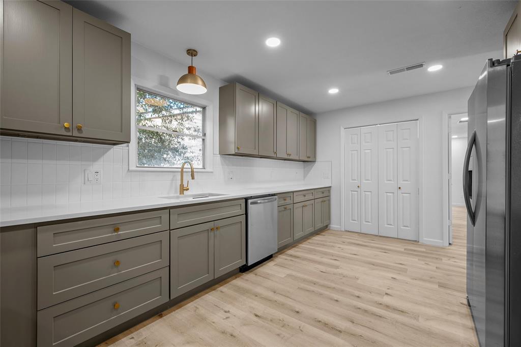 516 Lenox Street Waco, TX 76704 - Photo 11 of 25