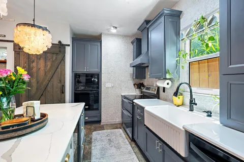 $714,999 | 823 Selkirk Street, West Palm Beach, FL 33405