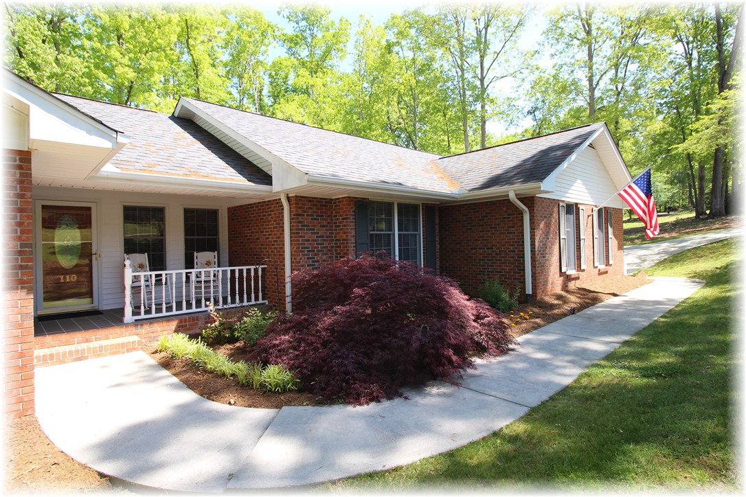 110 King James Road Seneca, SC 29678 - Photo 2 of 28 Gallery Image 2