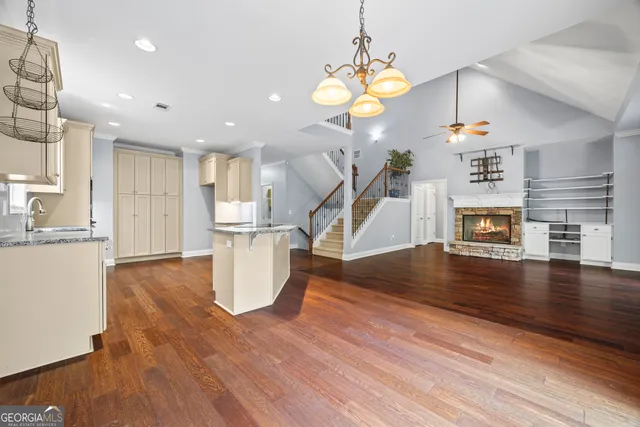 $969,000 | 425 Wyndward Point Drive, Hartwell, GA 30643