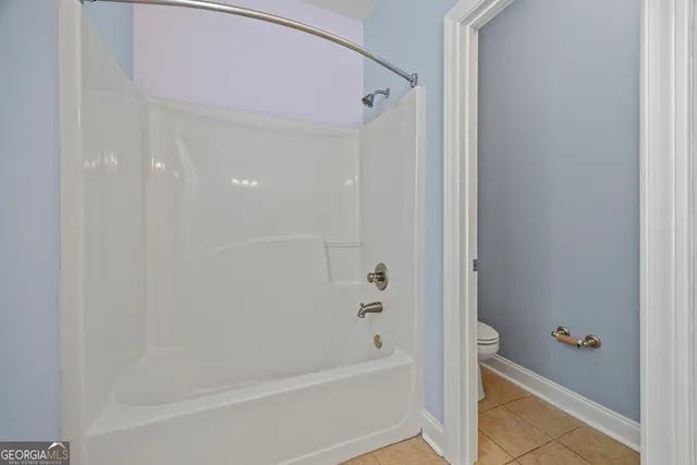 $969,000 | 425 Wyndward Point Drive, Hartwell, GA 30643