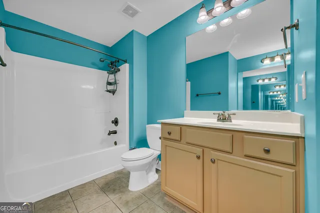 $969,000 | 425 Wyndward Point Drive, Hartwell, GA 30643