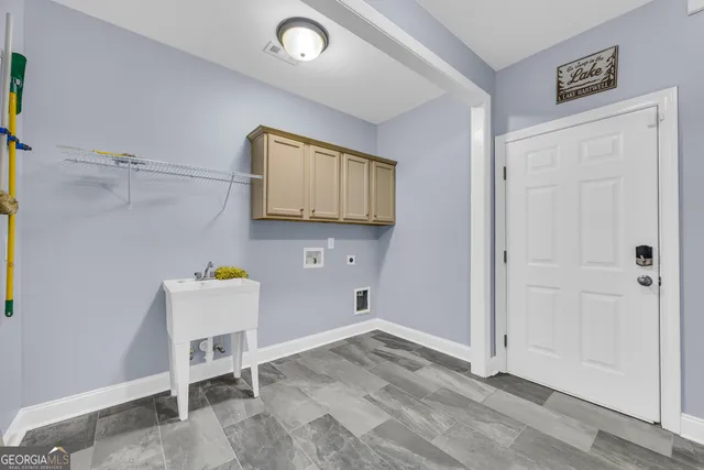 $969,000 | 425 Wyndward Point Drive, Hartwell, GA 30643