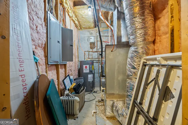 $969,000 | 425 Wyndward Point Drive, Hartwell, GA 30643