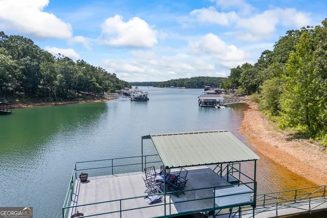 $969,000 | 425 Wyndward Point Drive, Hartwell, GA 30643