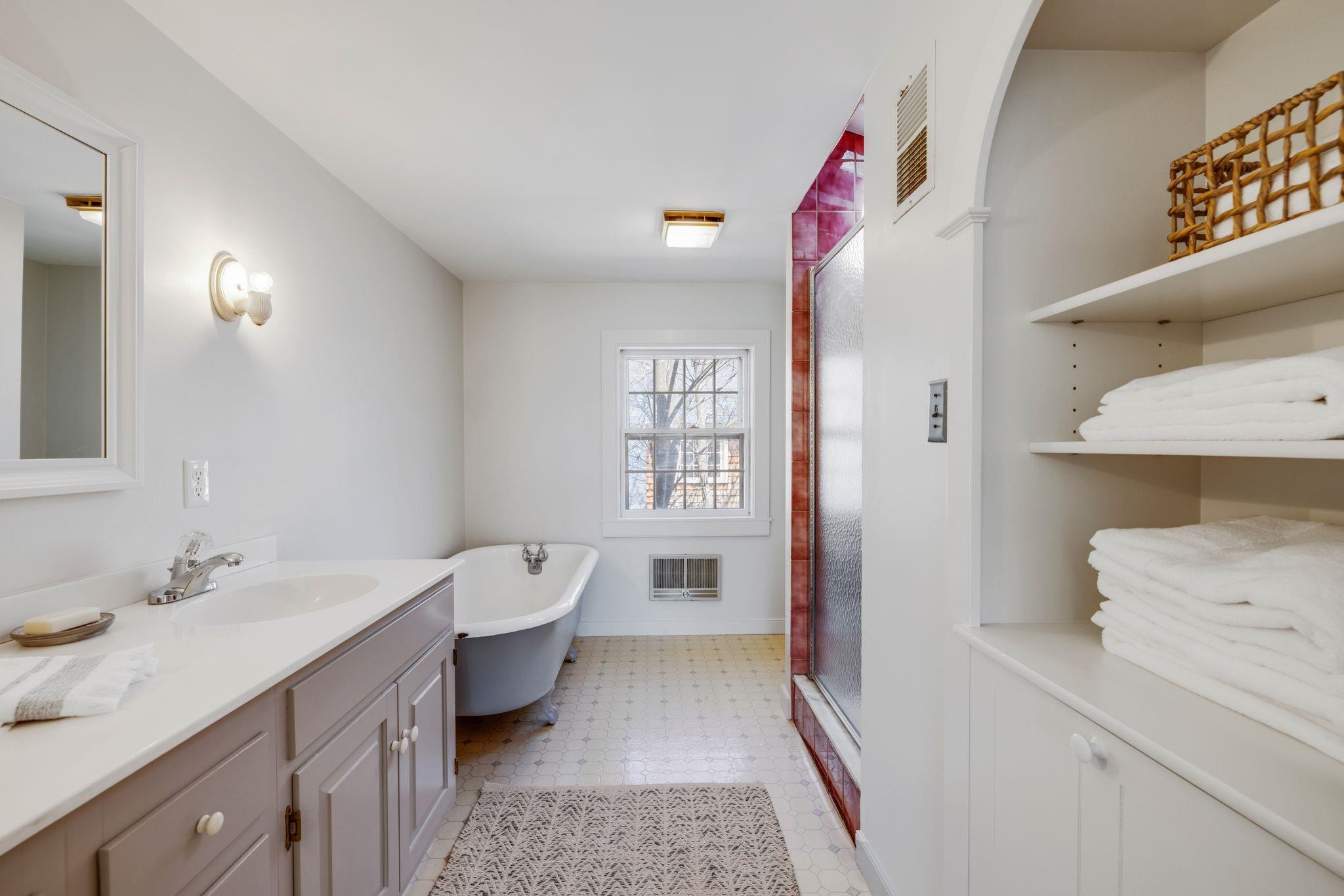 541 Ely Road Thetford, VT 05045 - Photo 20 of 40