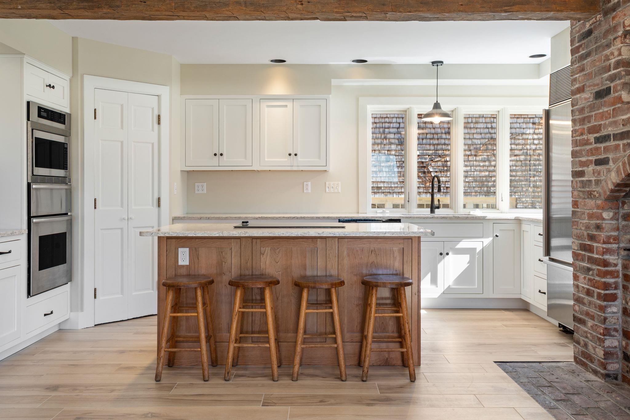 541 Ely Road Thetford, VT 05045 - Photo 5 of 40